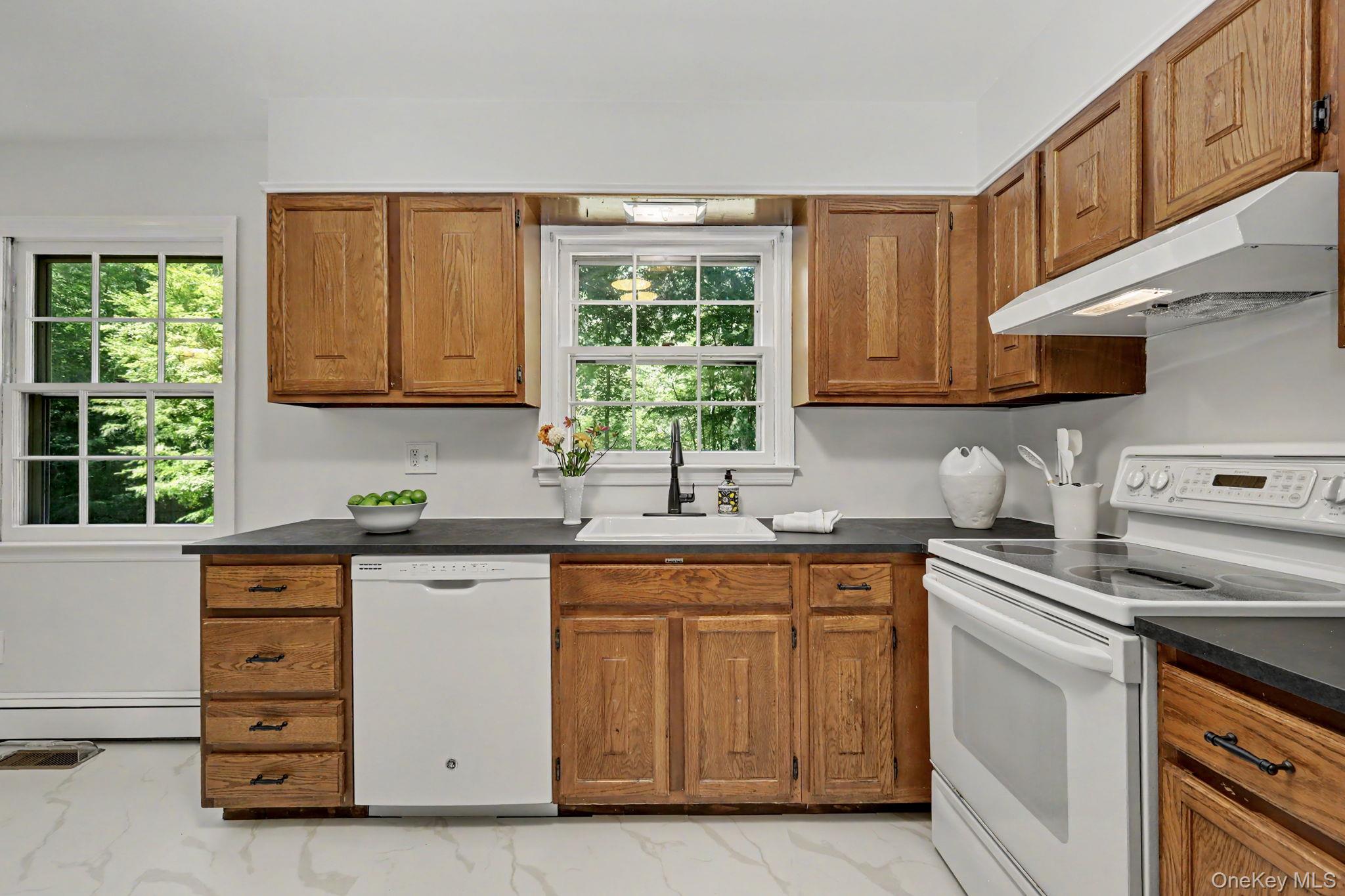 15 Westchester Avenue Property Photo 10