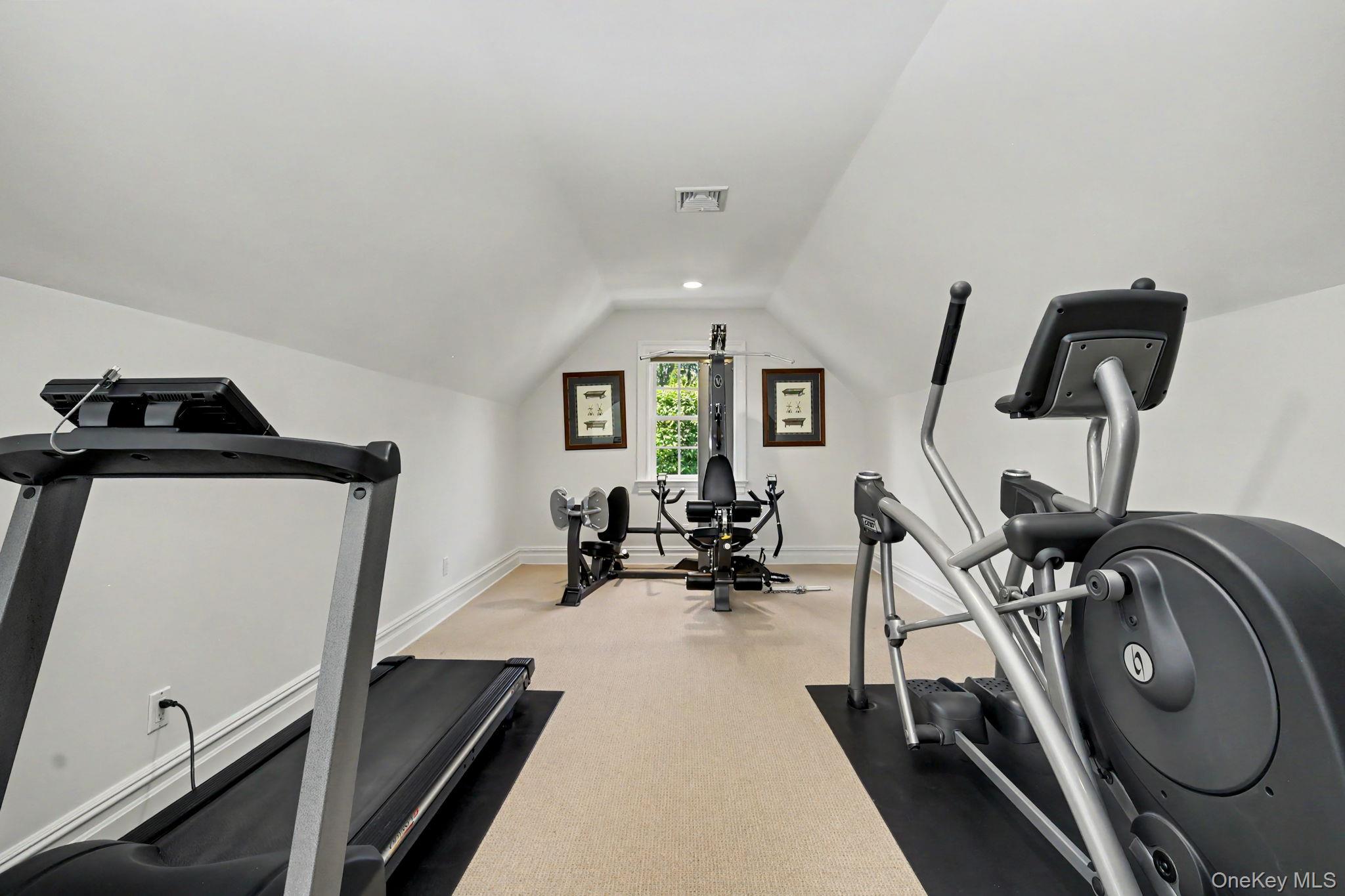 11 S Eastern Farm Road Property Photo 32