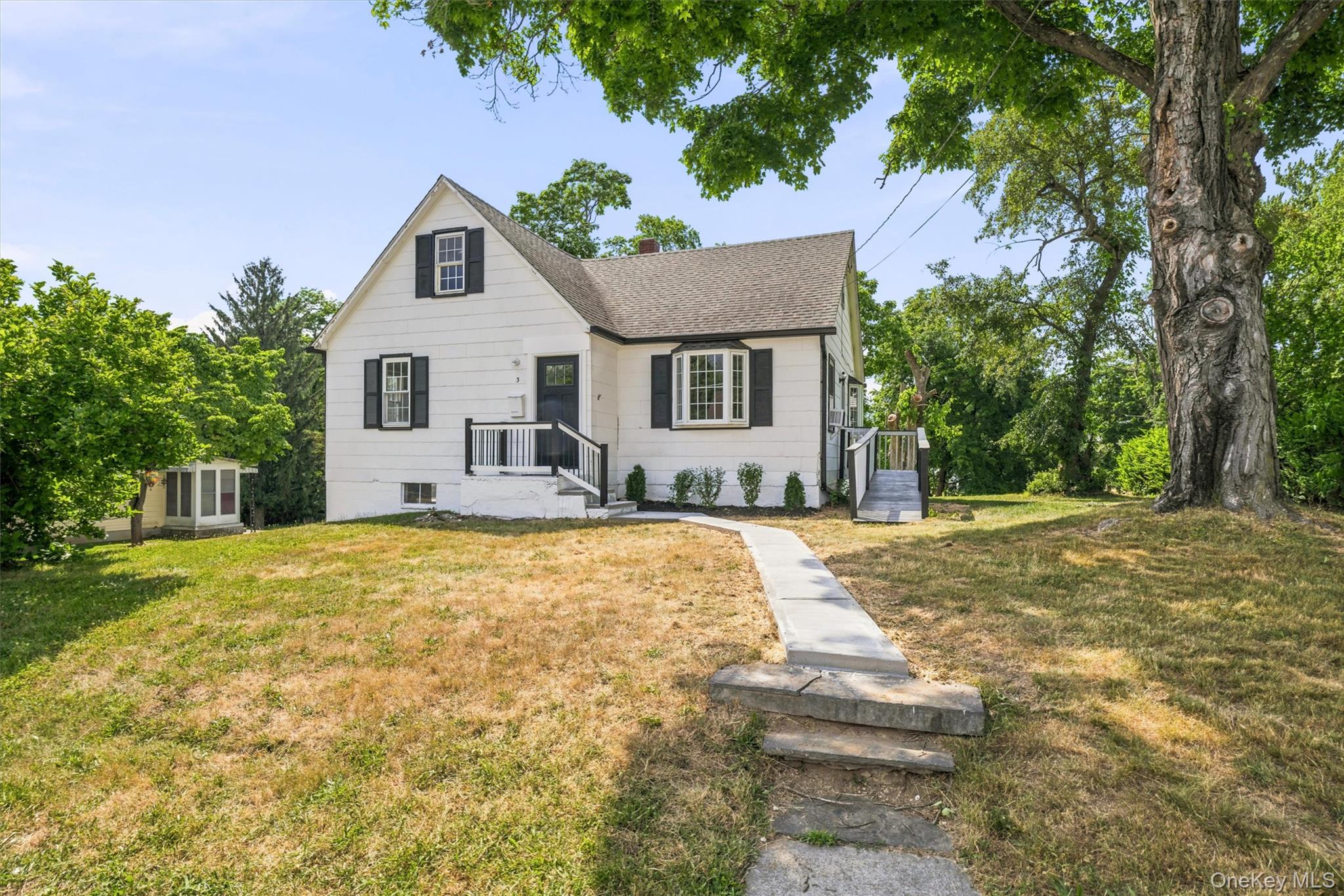 3 Pond Road Property Photo 1
