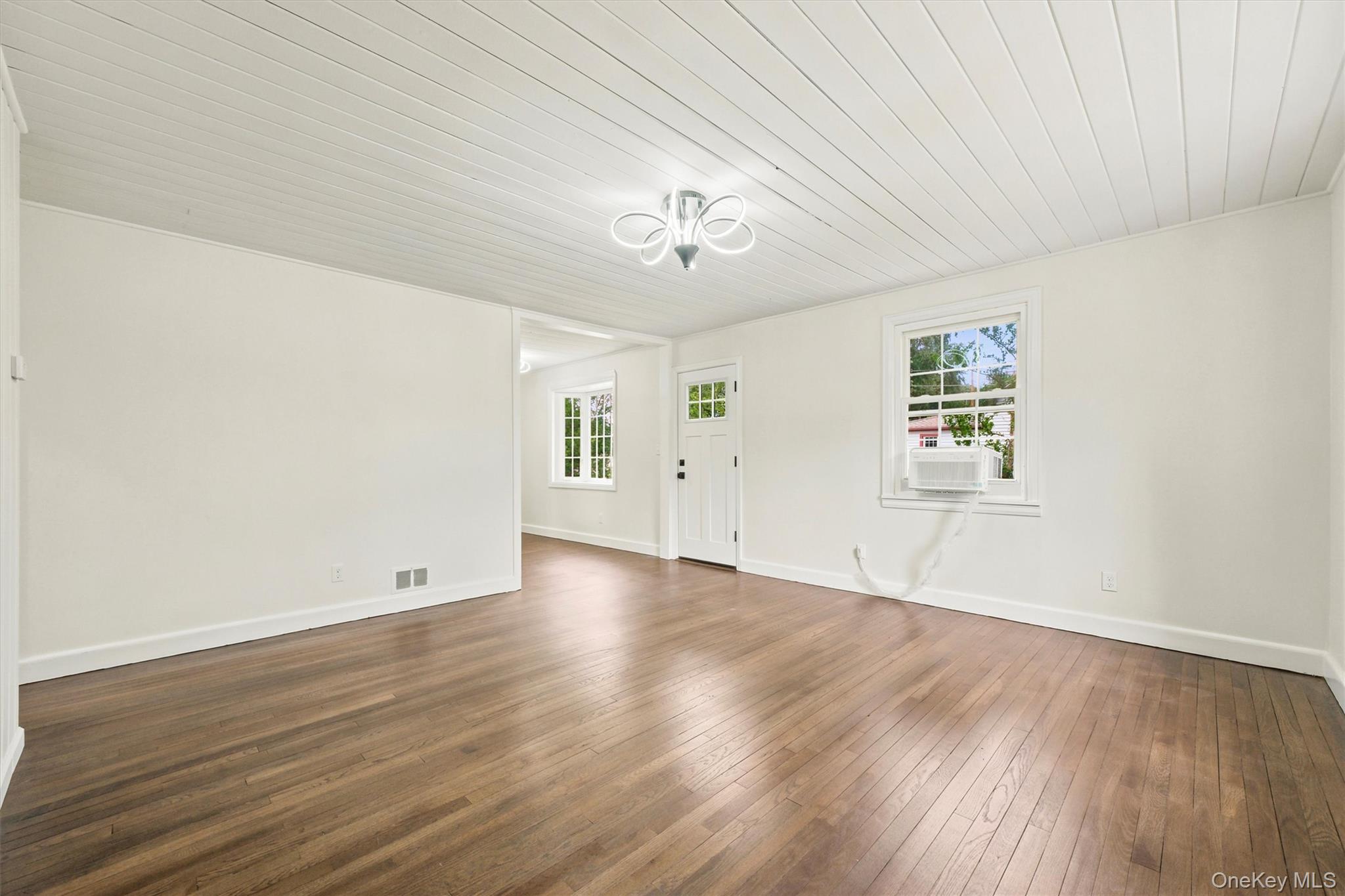 3 Pond Road Property Photo 7