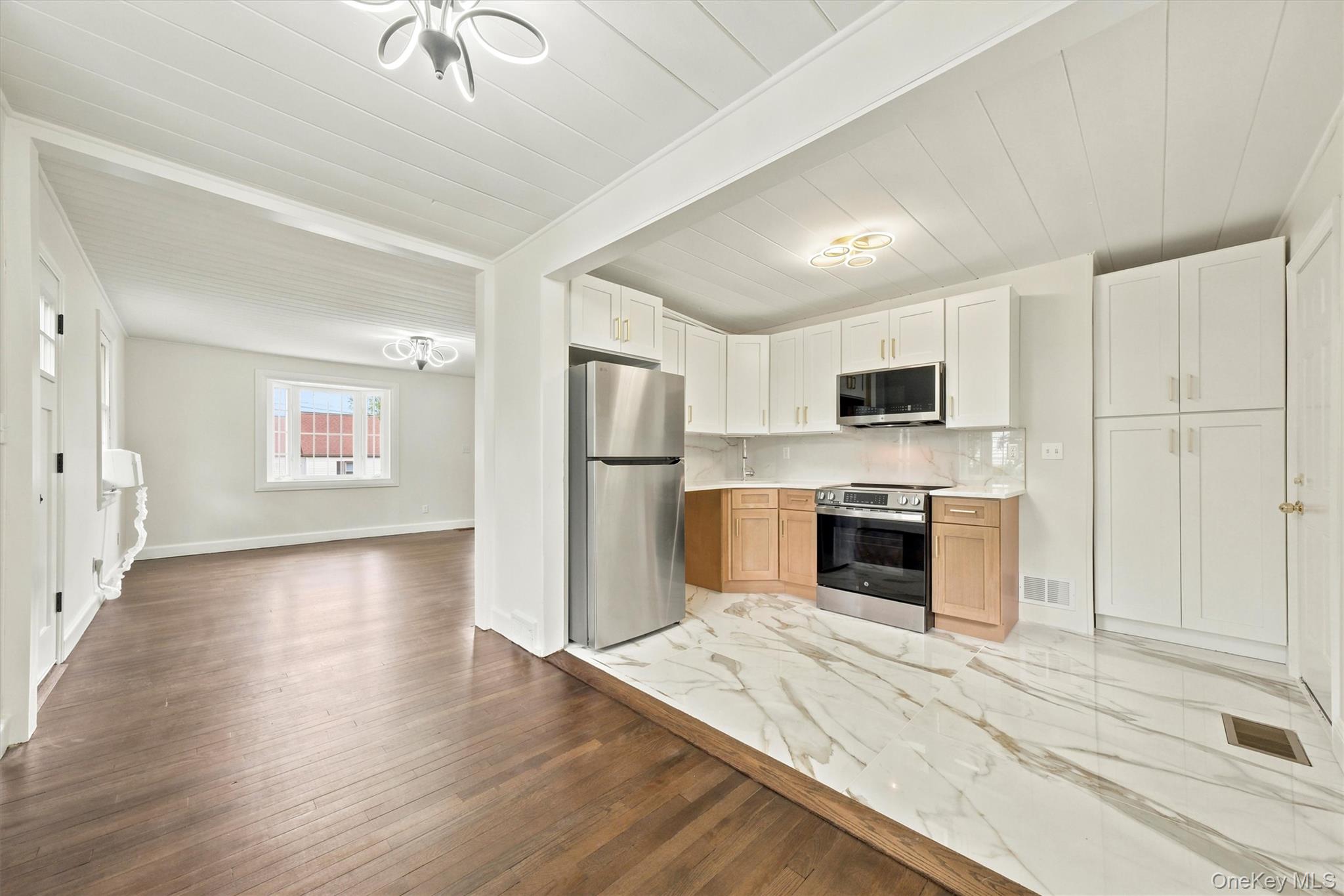 3 Pond Road Property Photo 12