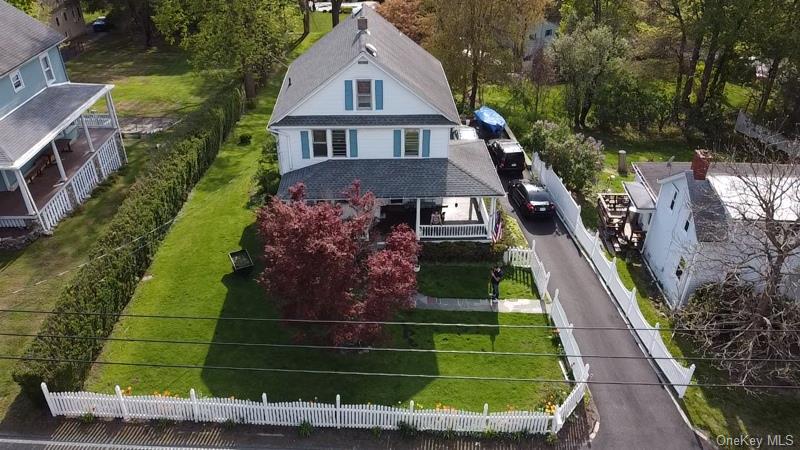 609 Stage Road Property Photo 2
