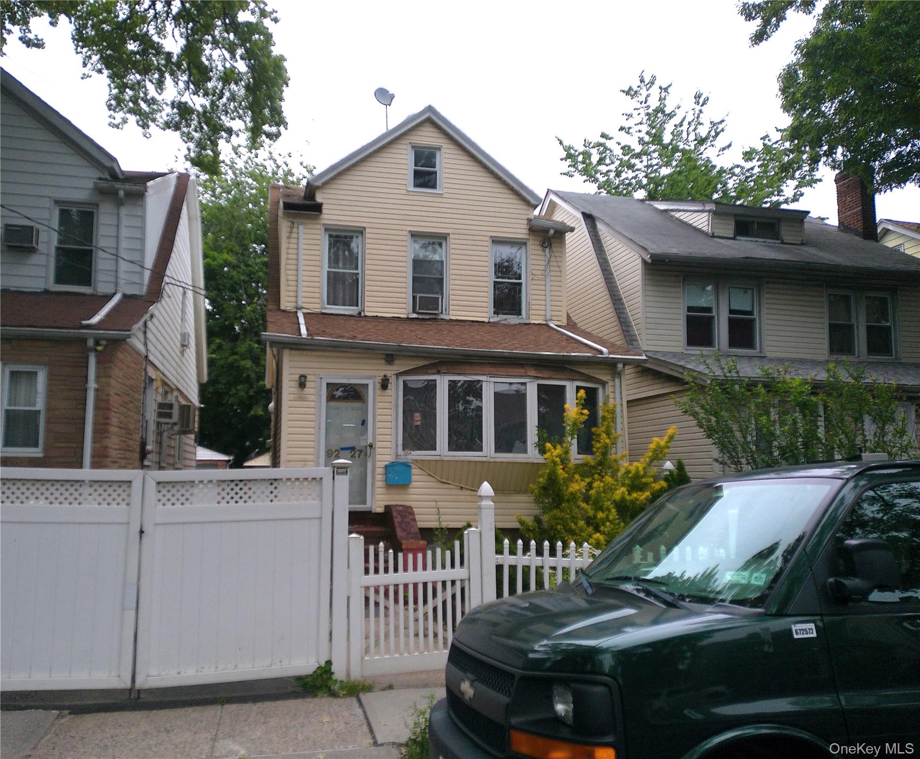 9227 Springfield Boulevard Property Photo 2