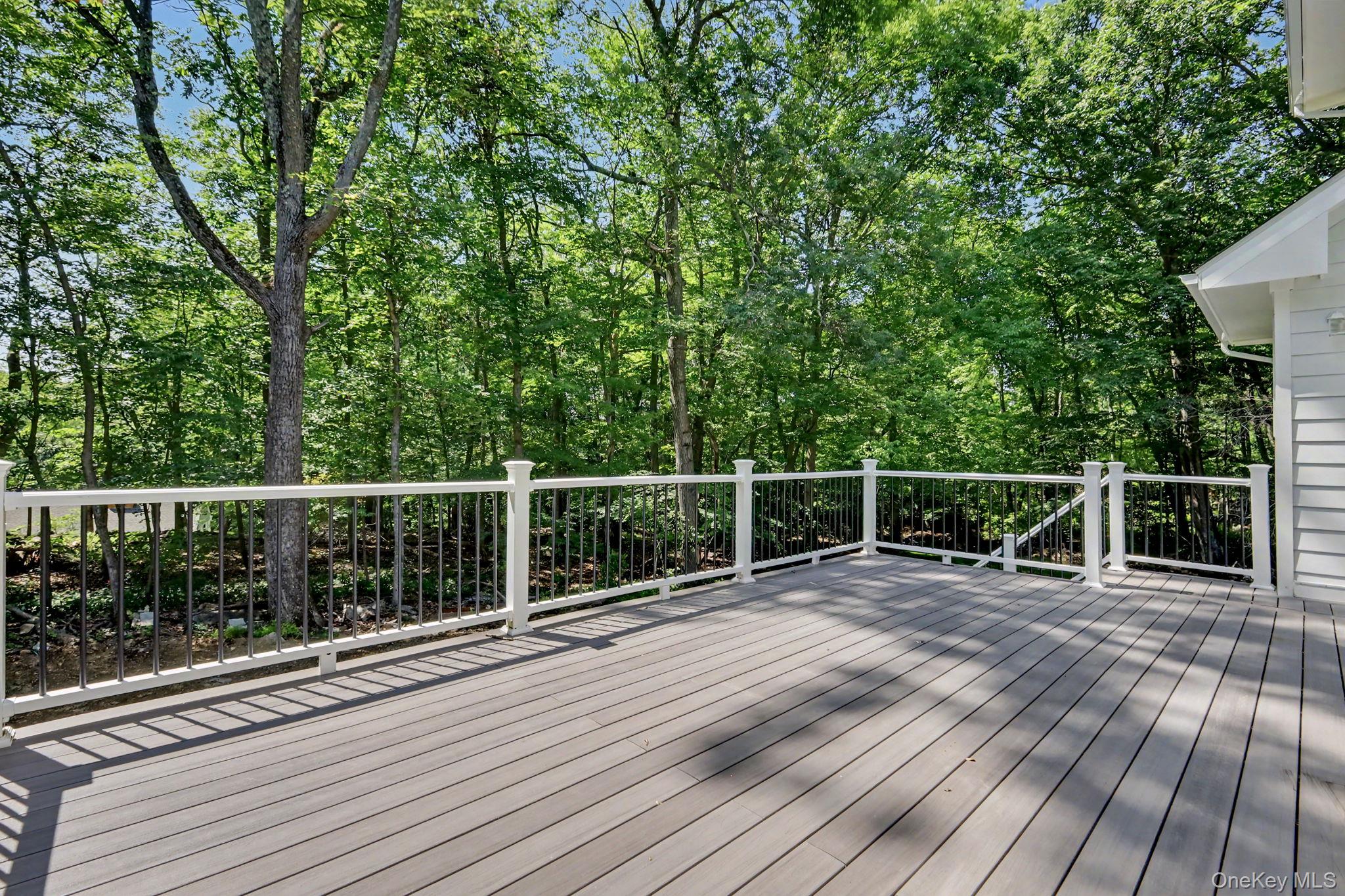 18 Laurel Road Property Photo 32