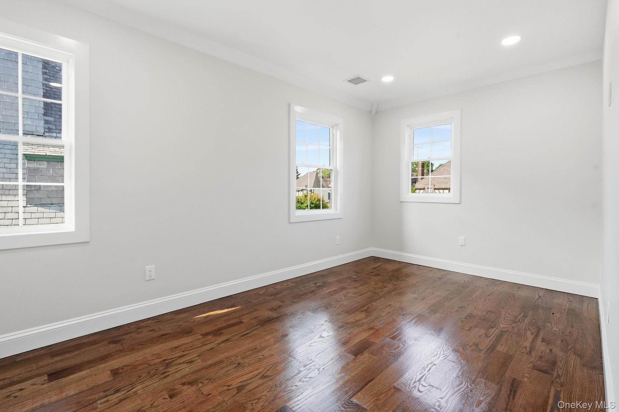 24 Kenilworth Road Property Photo 19