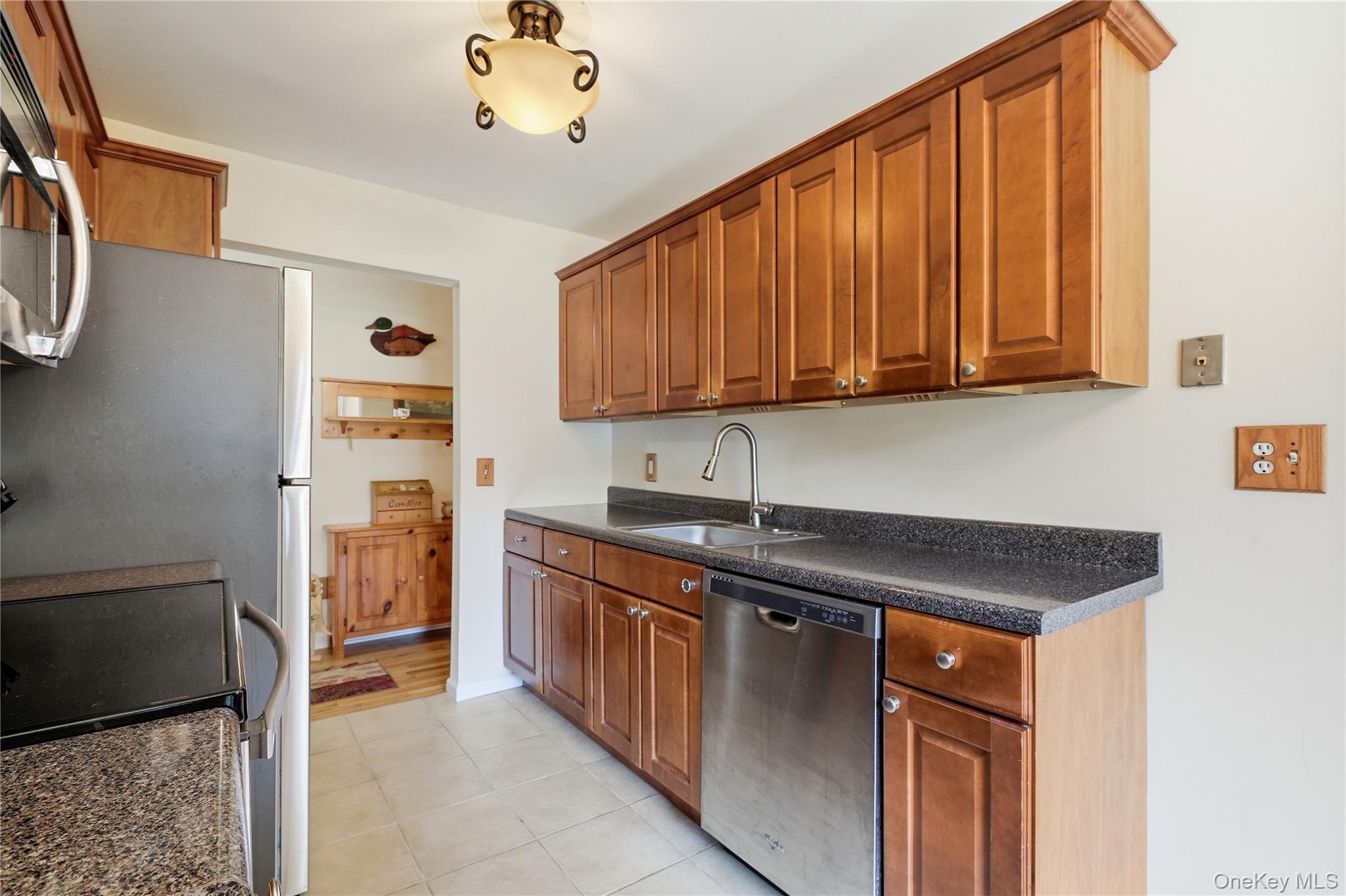 2449 Union Boulevard 39a Property Photo 6