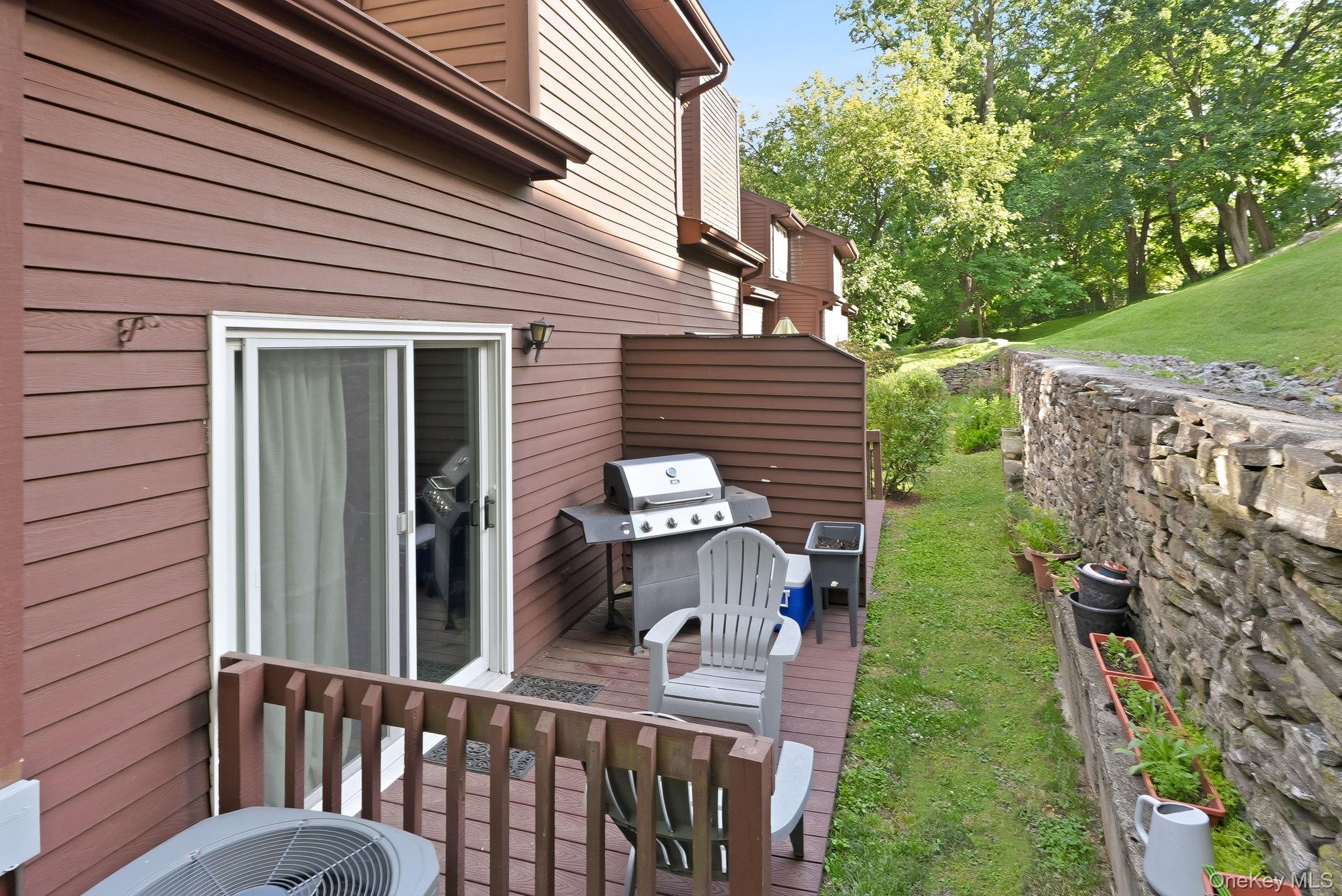 2 Davids Lane Property Photo 3