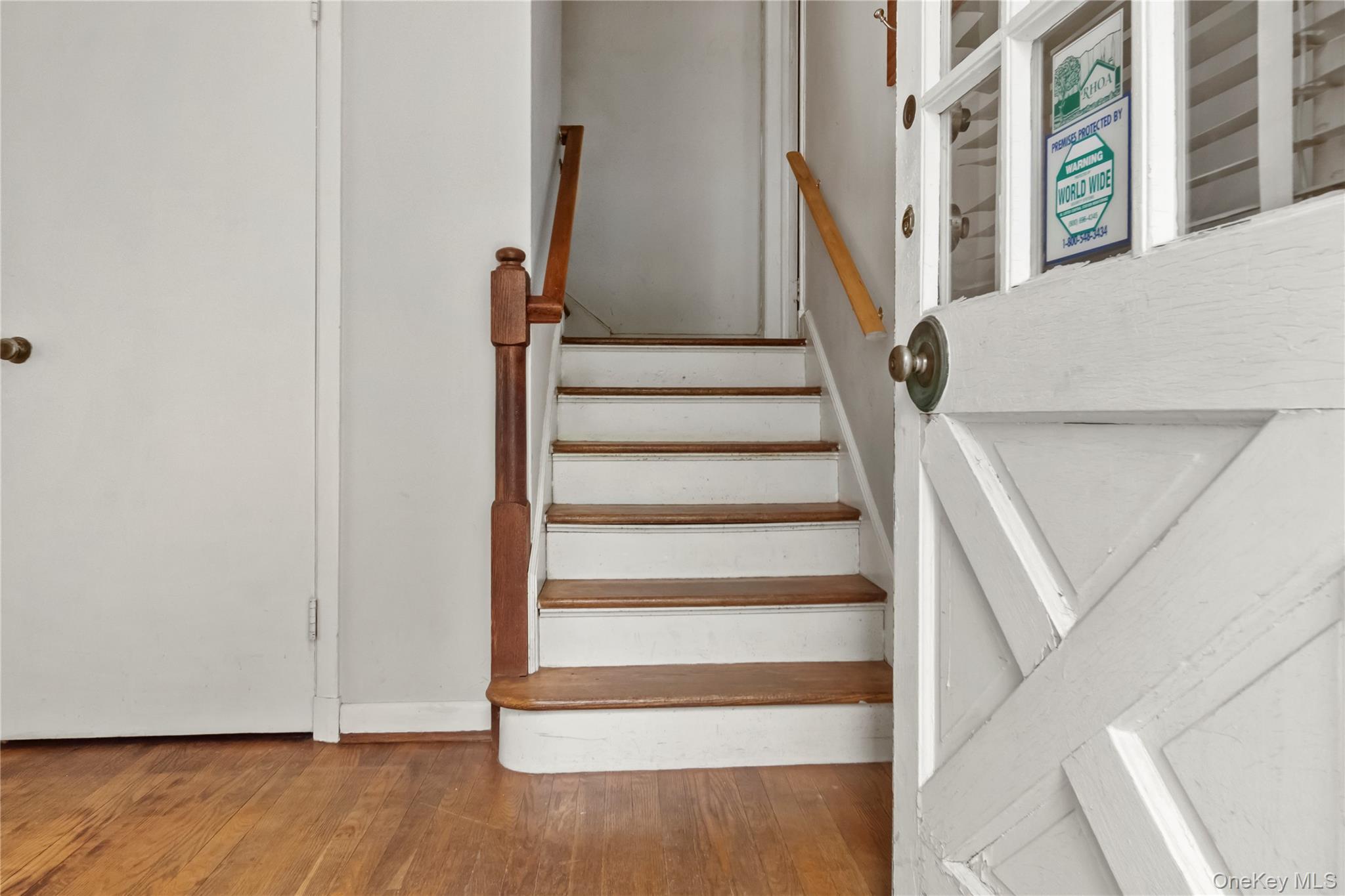 4670 Independence Avenue Property Photo 5