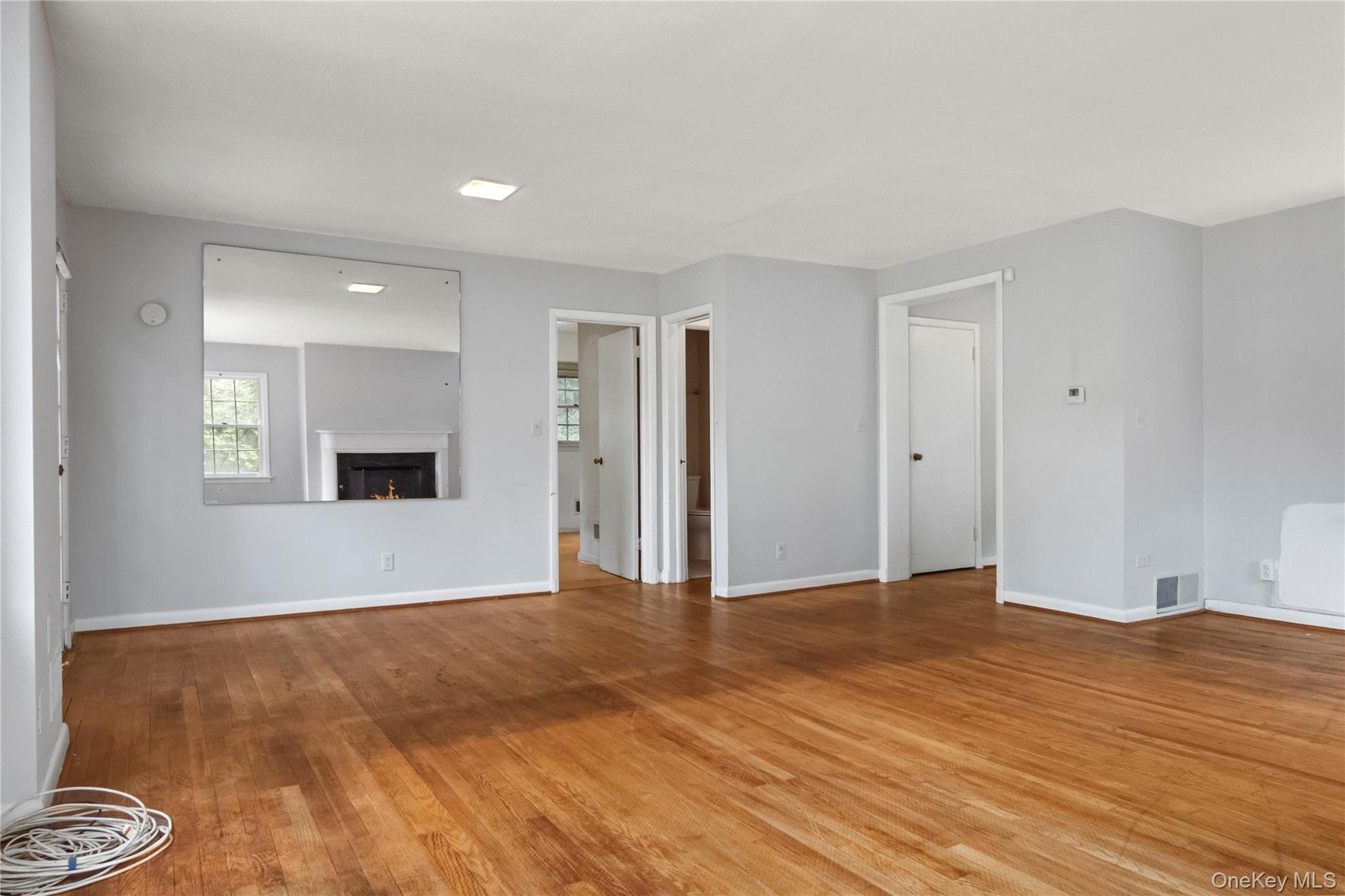 4670 Independence Avenue Property Photo 10