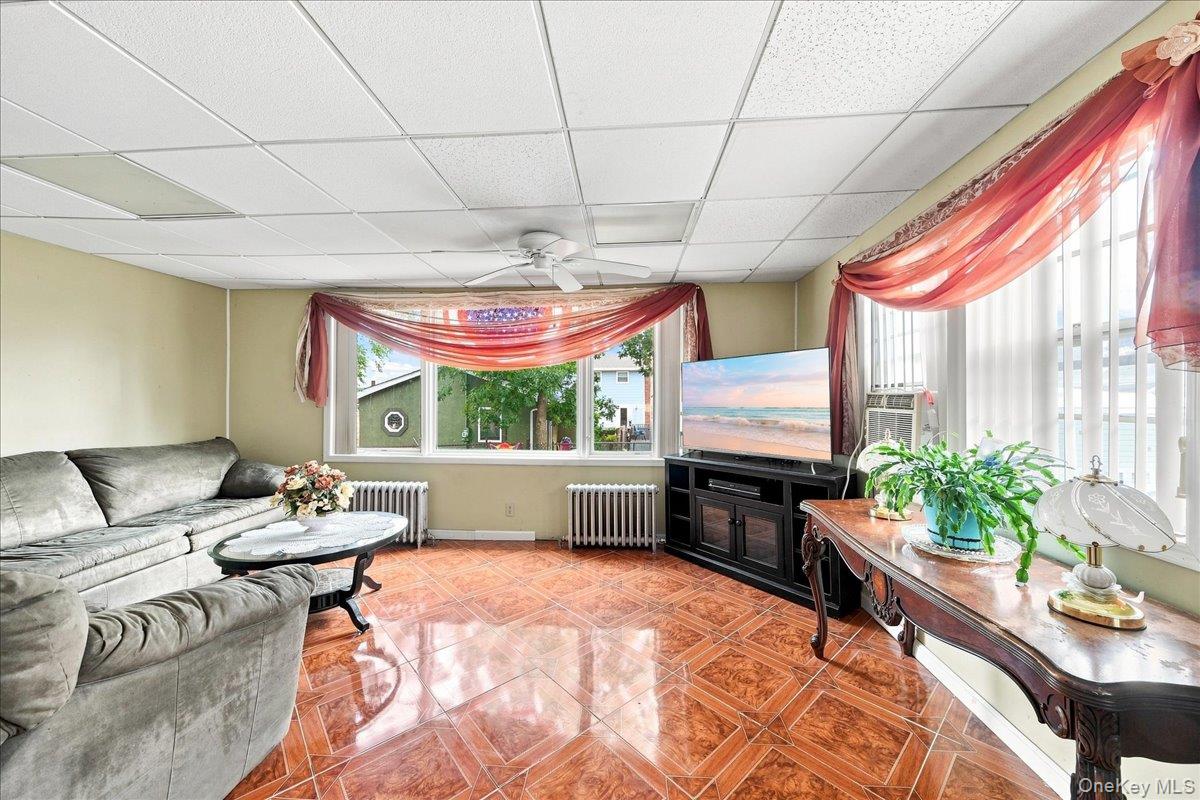 24 A Edgewater Park 24a Property Photo 2