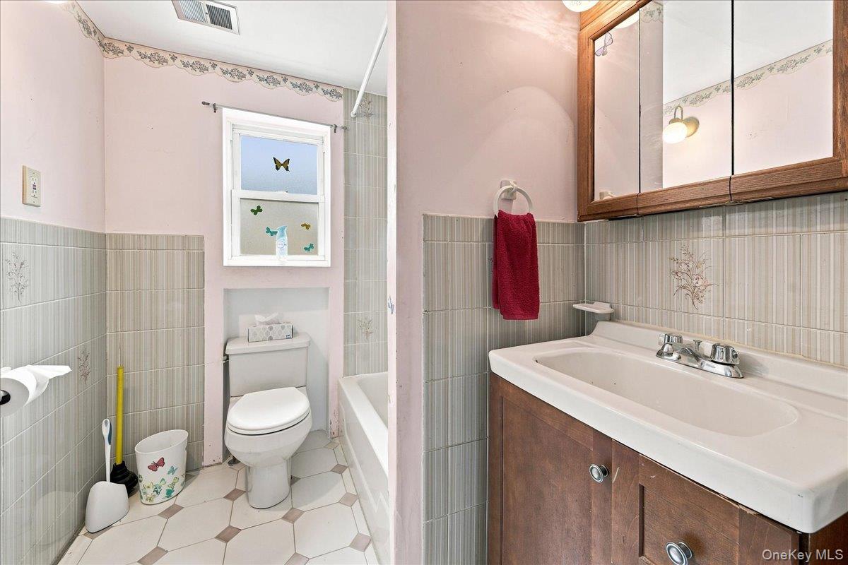 24 A Edgewater Park 24a Property Photo 12