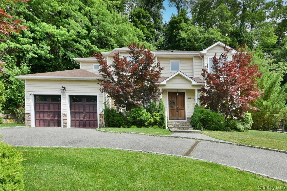 245 Harbor Hill Road Property Photo 2