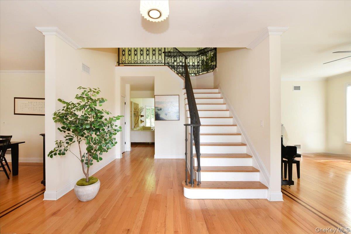 245 Harbor Hill Road Property Photo 7