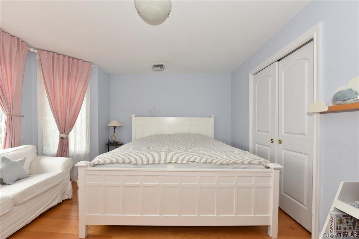 245 Harbor Hill Road Property Photo 23