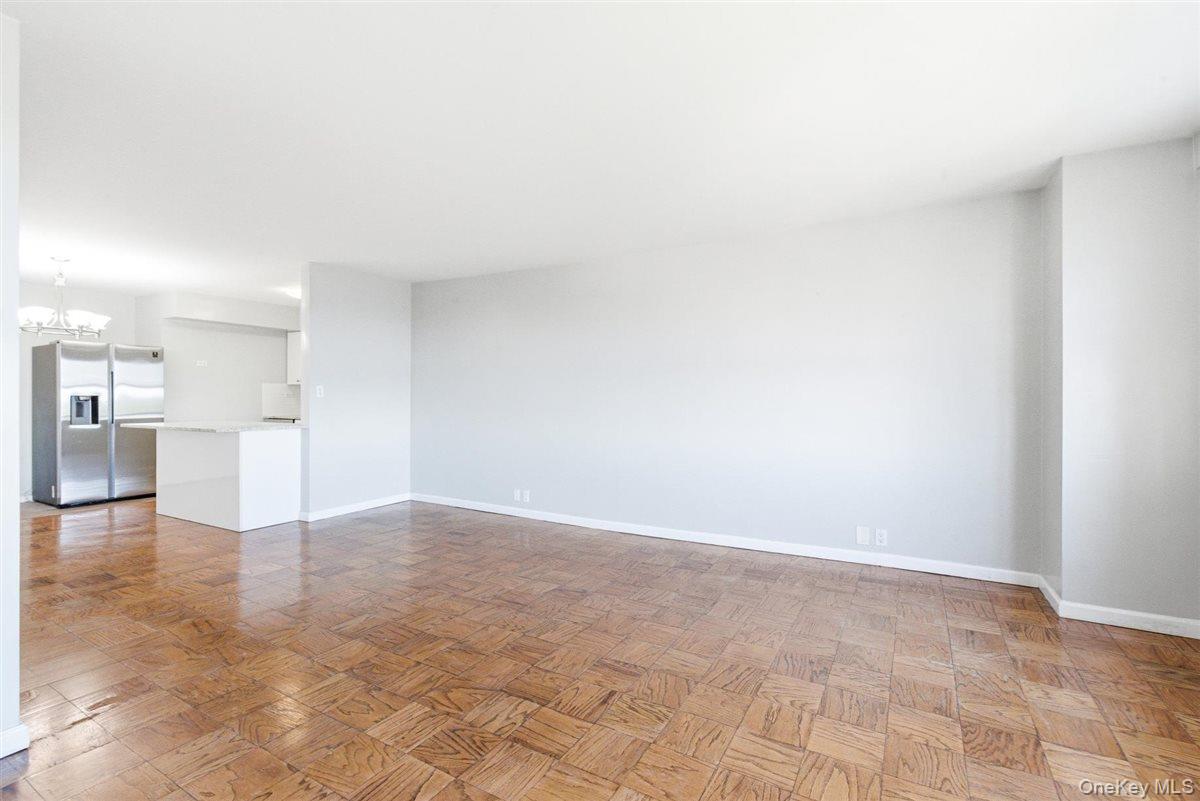70-25 Yellowstone Boulevard 15p Property Photo 12