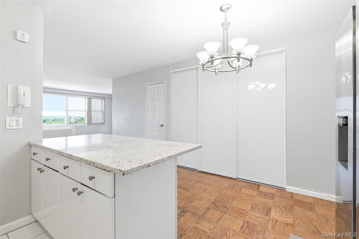 70-25 Yellowstone Boulevard 15p Property Photo 17