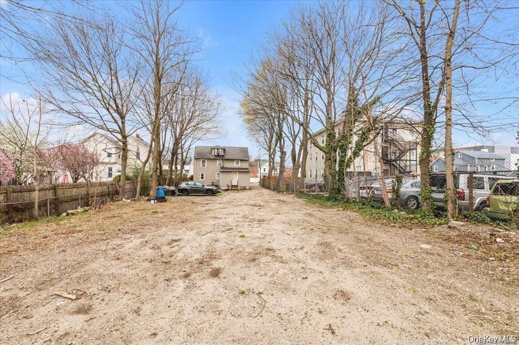104 Grove Street Property Photo 2