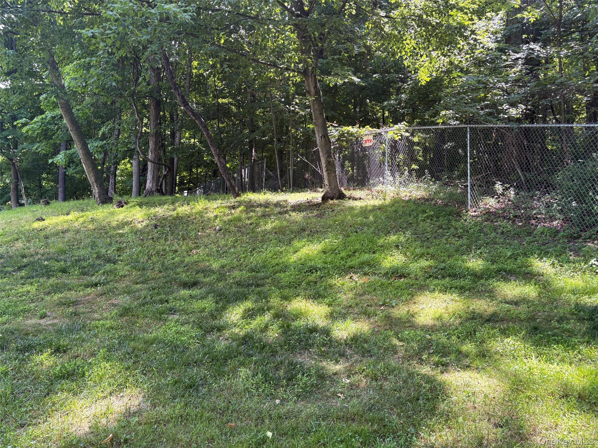12 Arlington Drive Property Photo 4