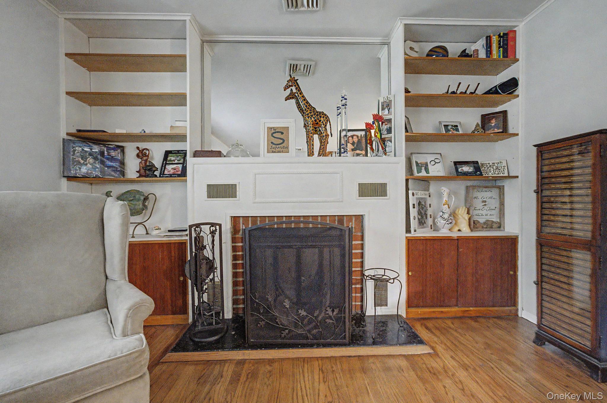 20 Richmond Boulevard Property Photo 10