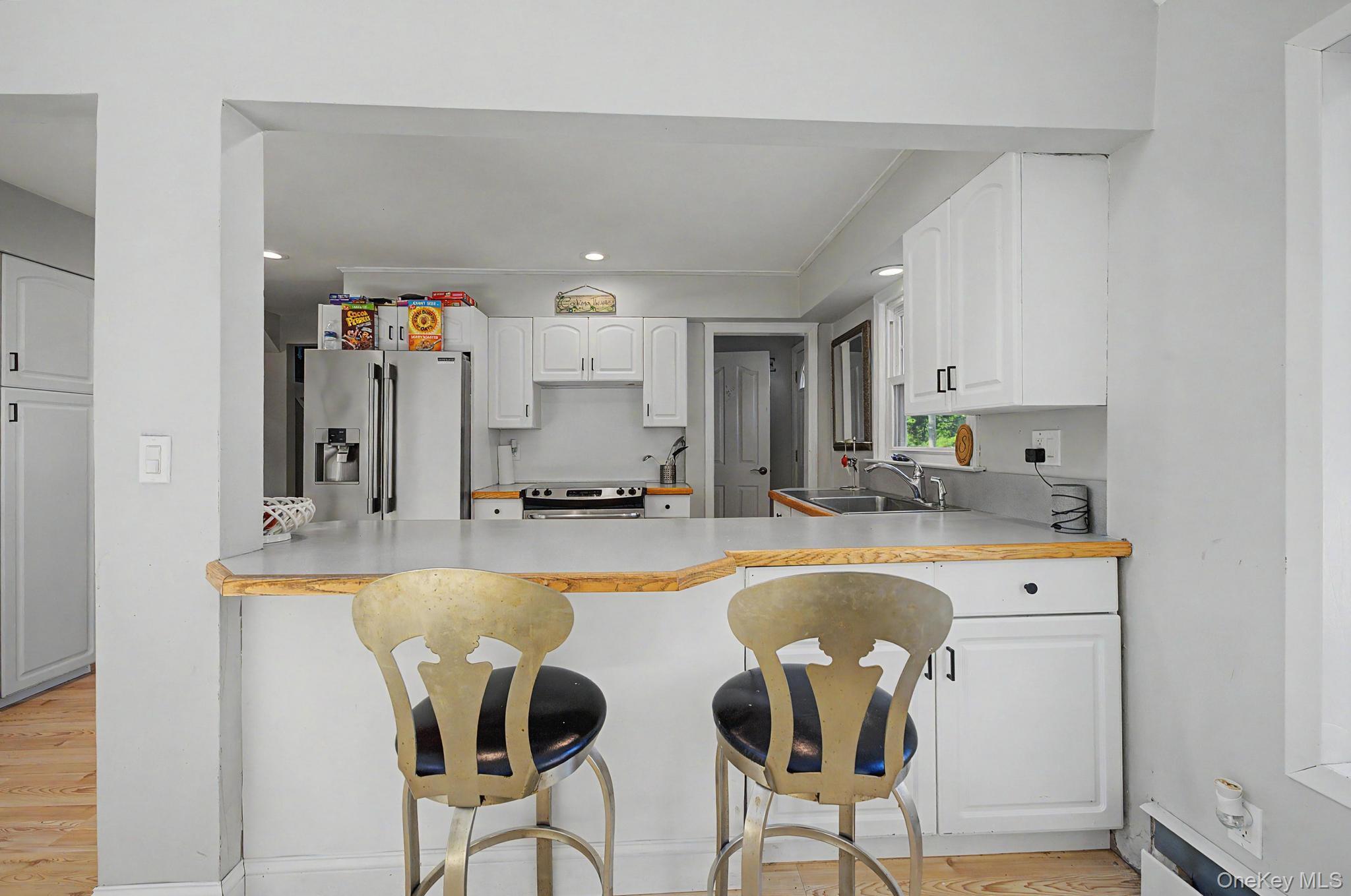 20 Richmond Boulevard Property Photo 13