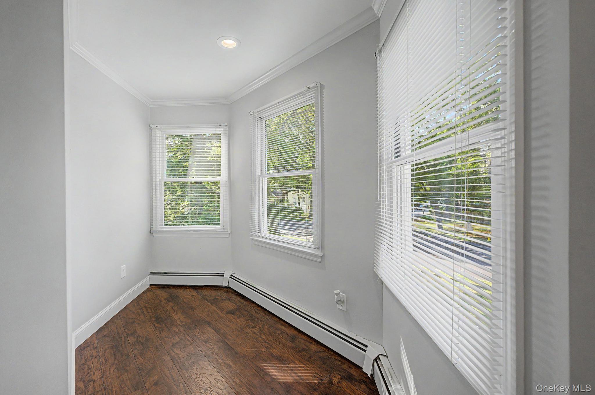 20 Richmond Boulevard Property Photo 25