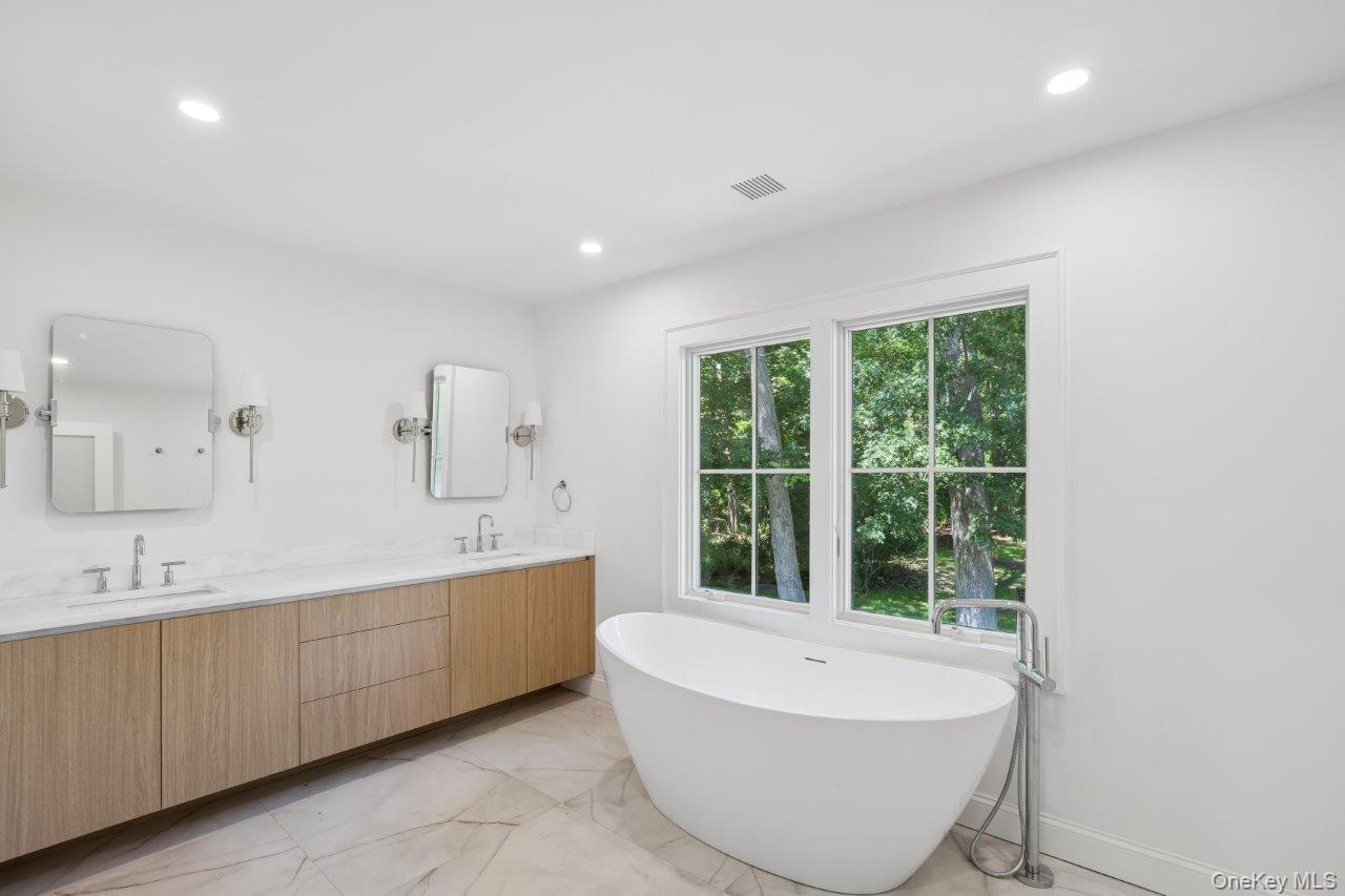 19 Woodvale Drive Property Photo 28