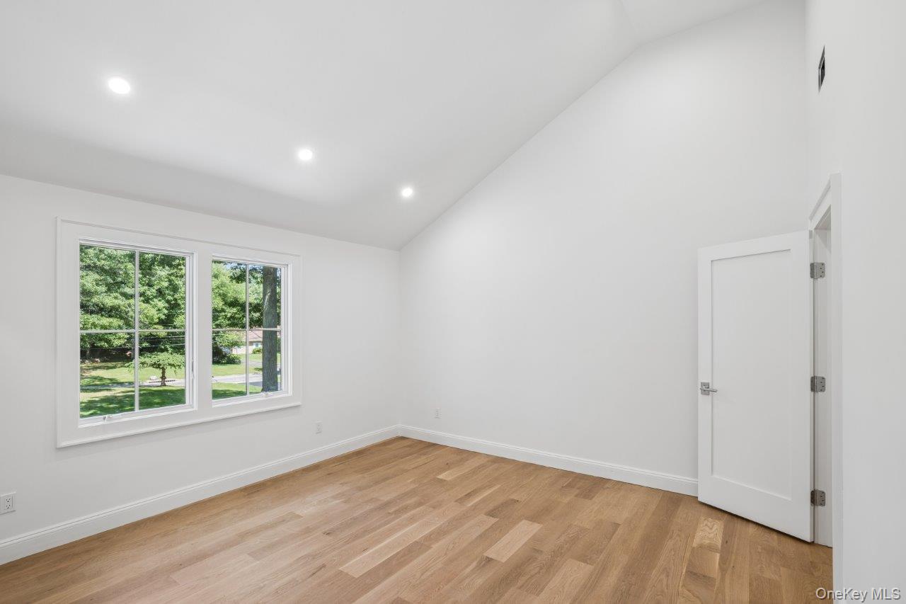19 Woodvale Drive Property Photo 32