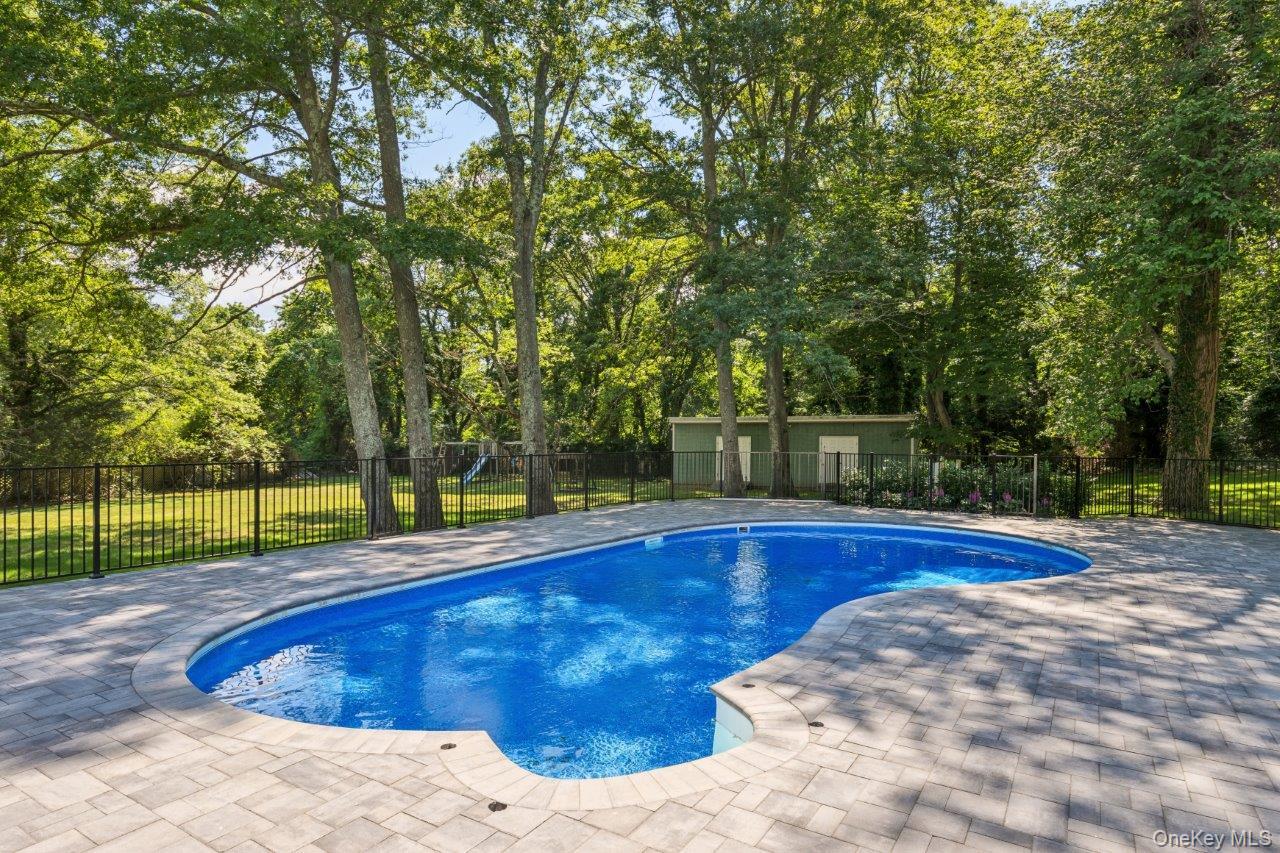 19 Woodvale Drive Property Photo 38