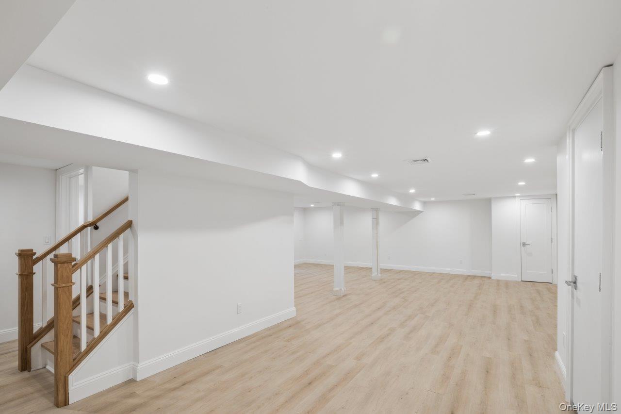 19 Woodvale Drive Property Photo 41