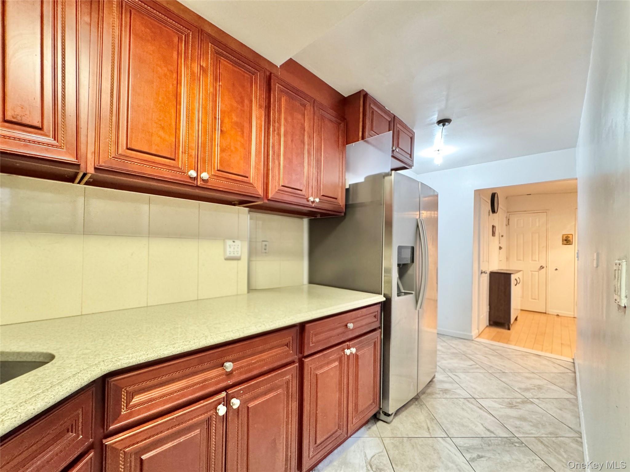 85-14 Broadway 1K Property Photo 1