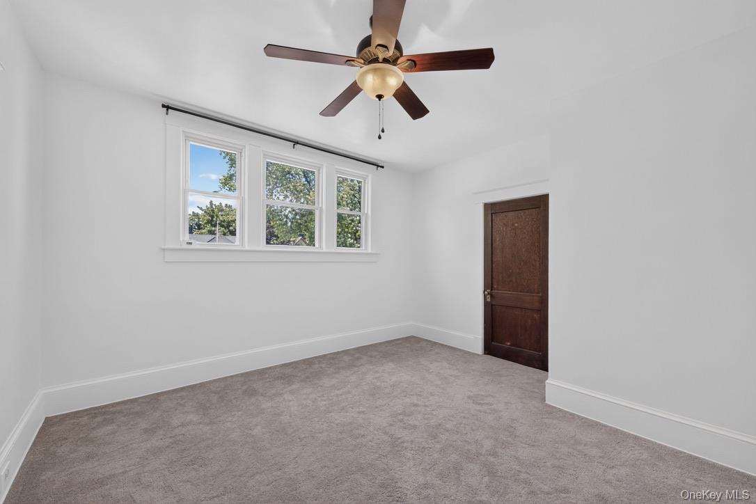 10 S Grand Avenue Property Photo 29
