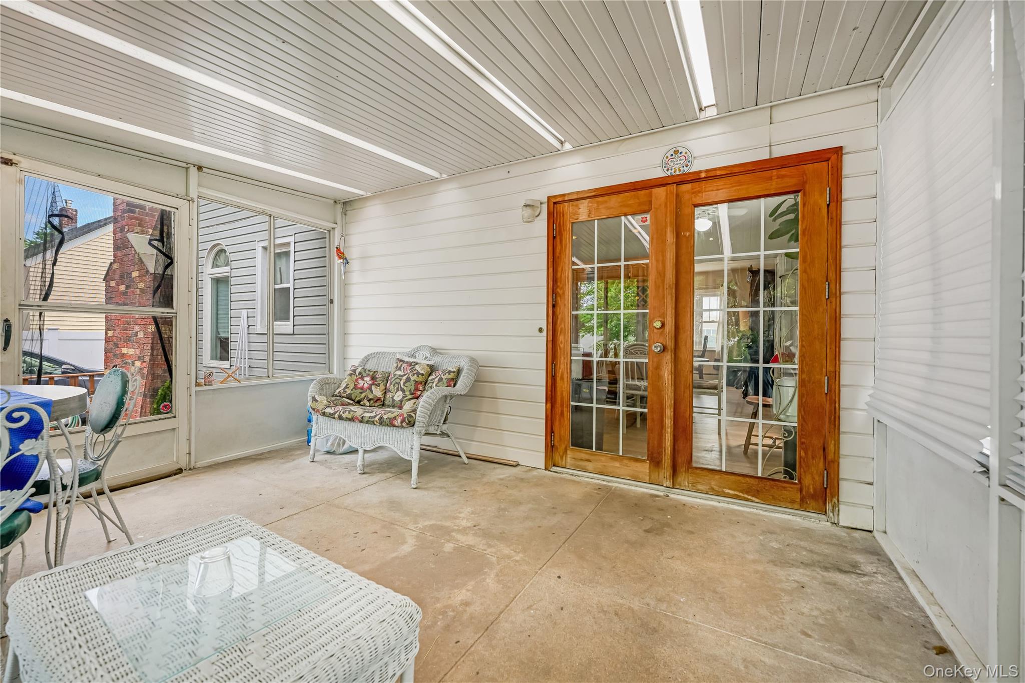 407 Sheridan Boulevard Property Photo 12