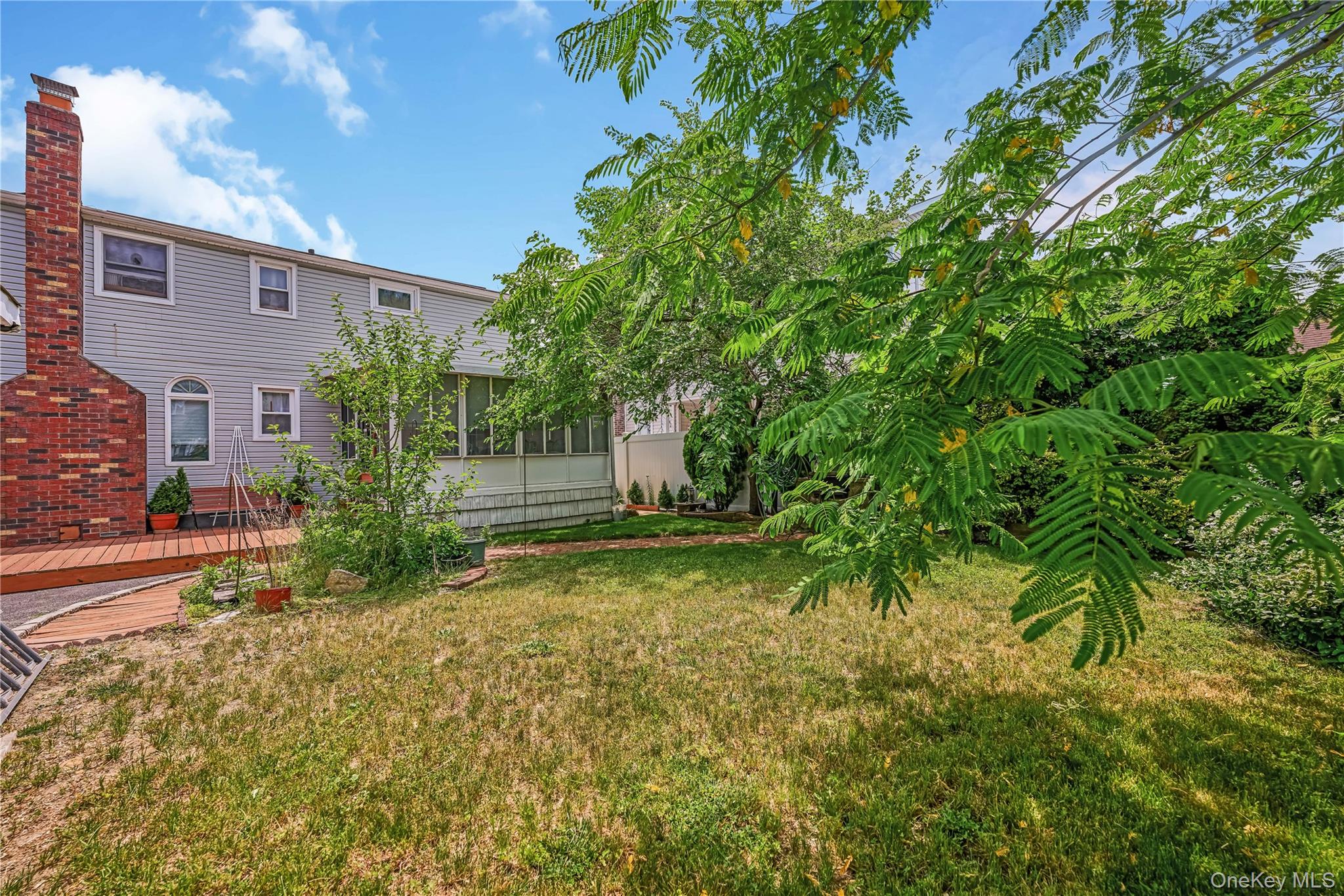 407 Sheridan Boulevard Property Photo 20