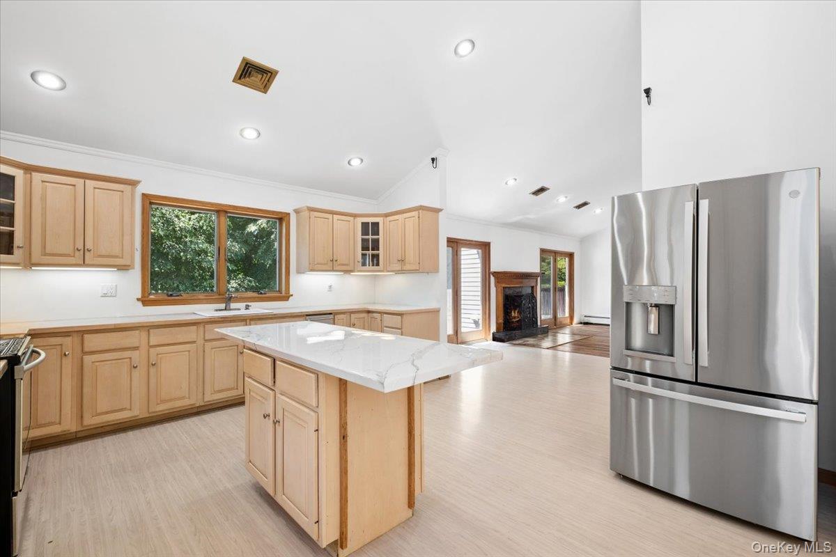 56 School Street Property Photo 14