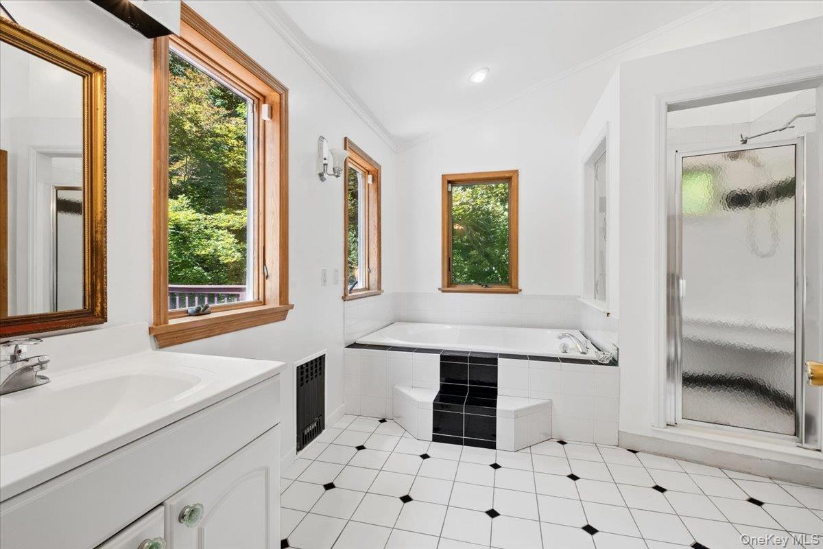 56 School Street Property Photo 25