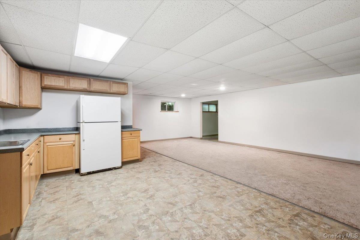 56 School Street Property Photo 37
