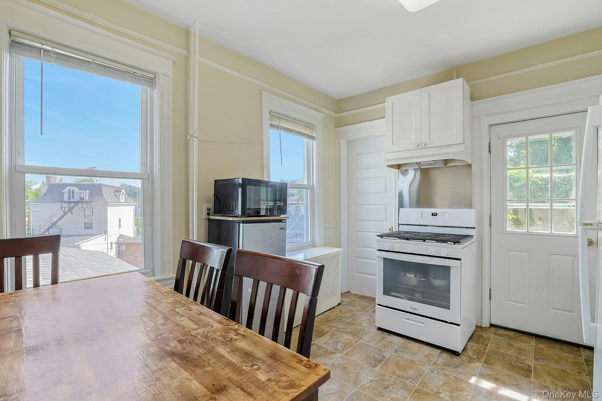 3 Linden Place Property Photo 3