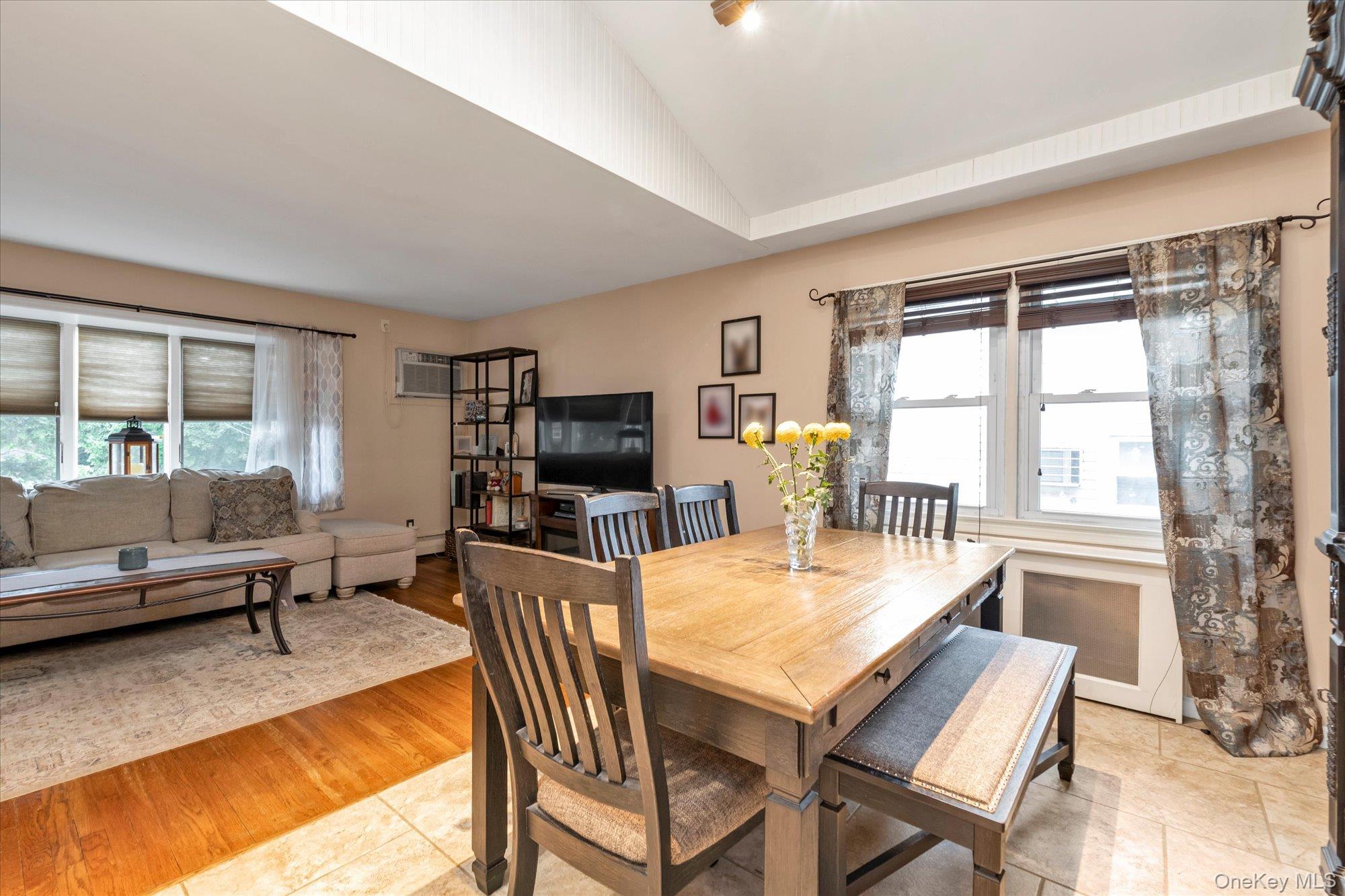 3166 Perry Avenue Property Photo 5