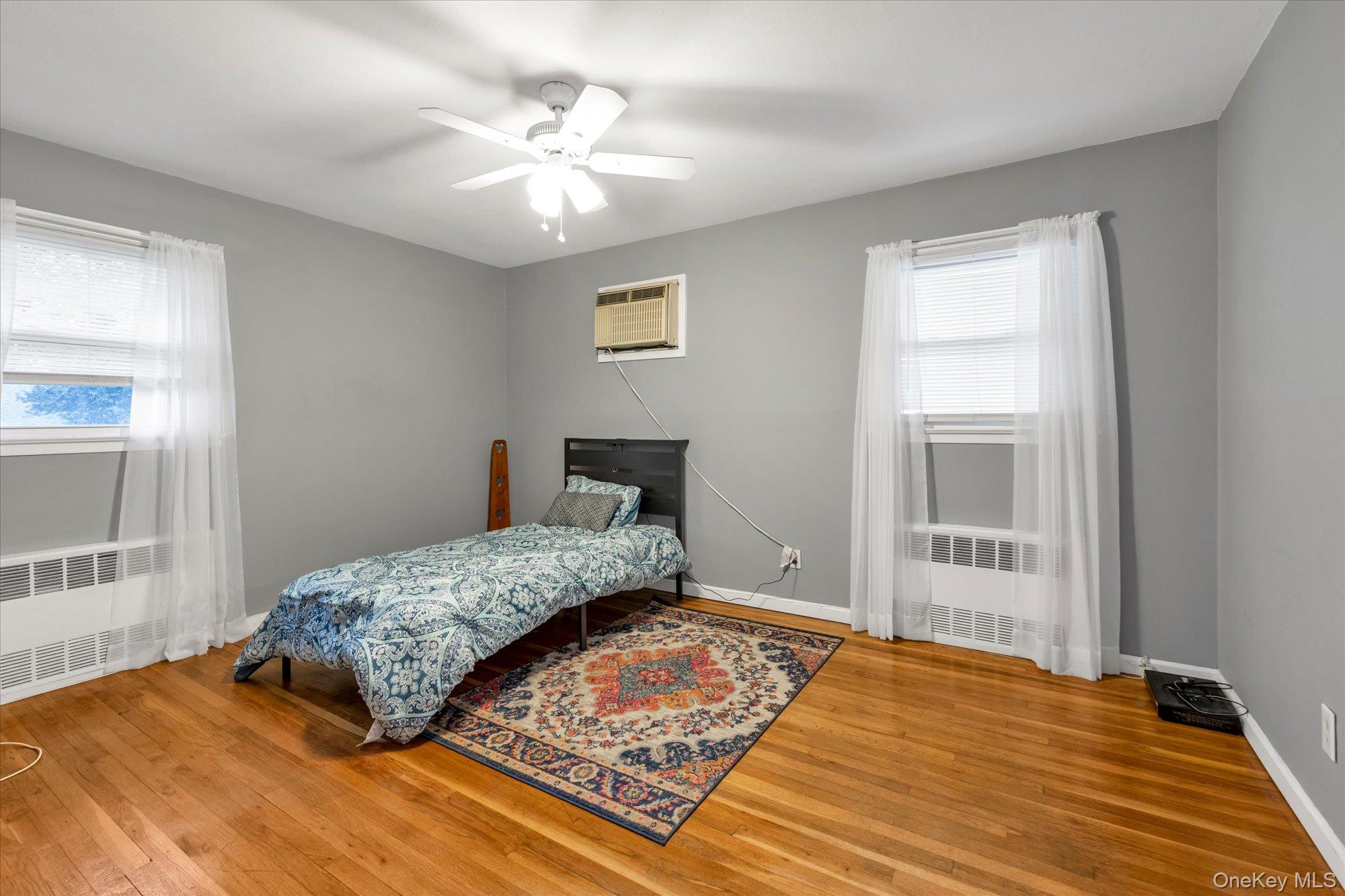 3166 Perry Avenue Property Photo 9