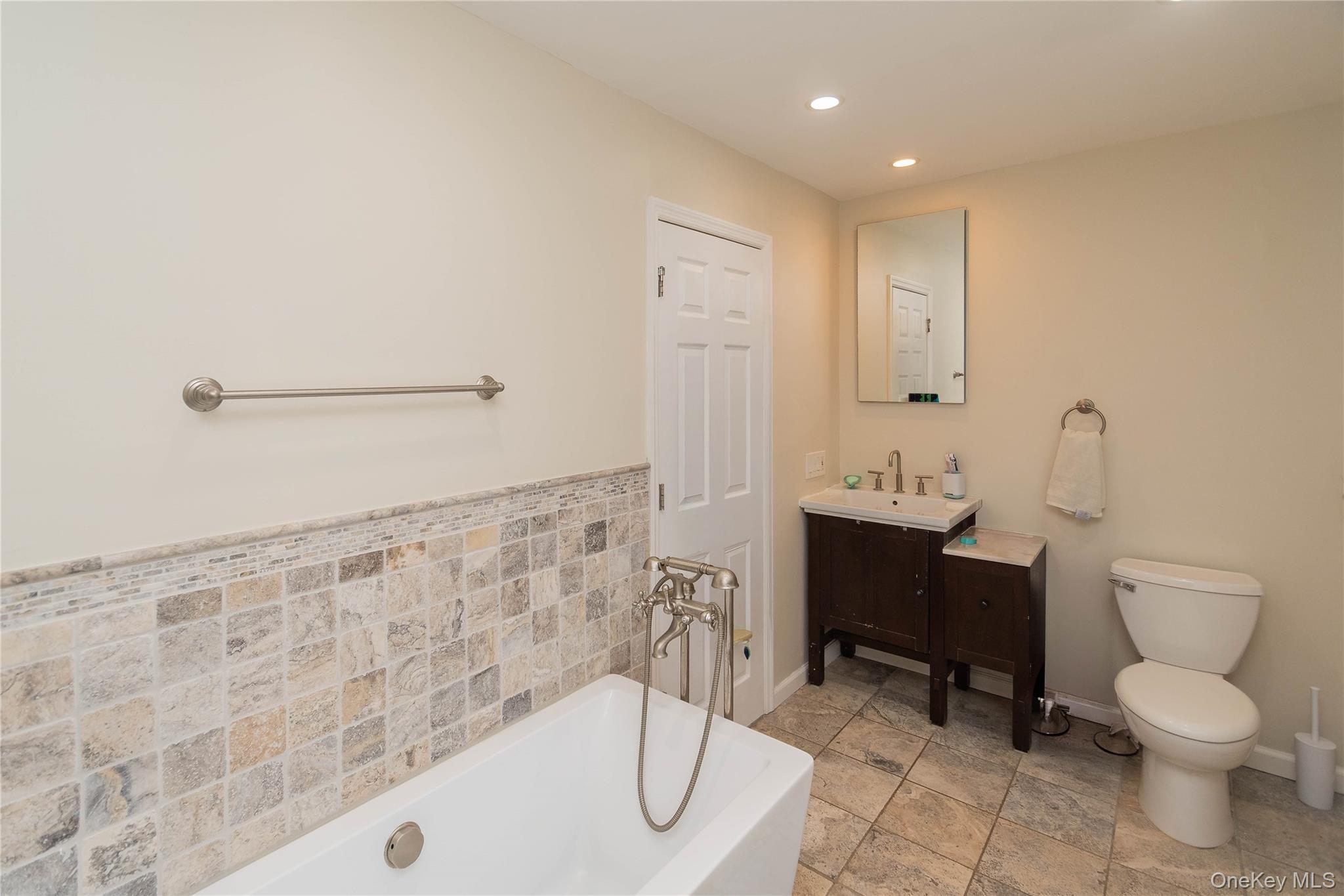 63 South Road Property Photo 19