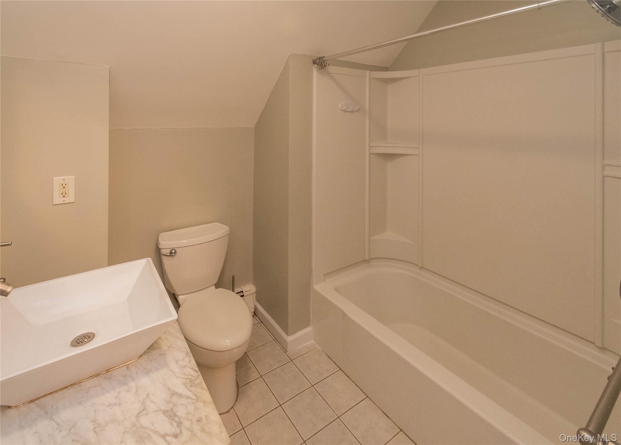 63 South Road Property Photo 27
