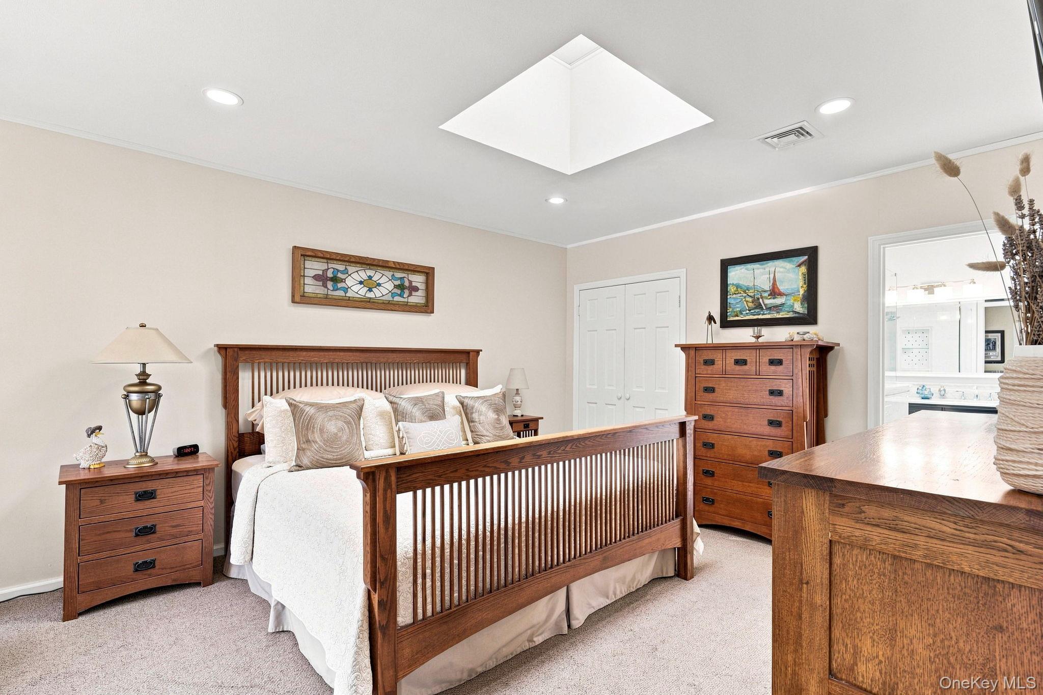 606 Fox Hill Drive Property Photo 17