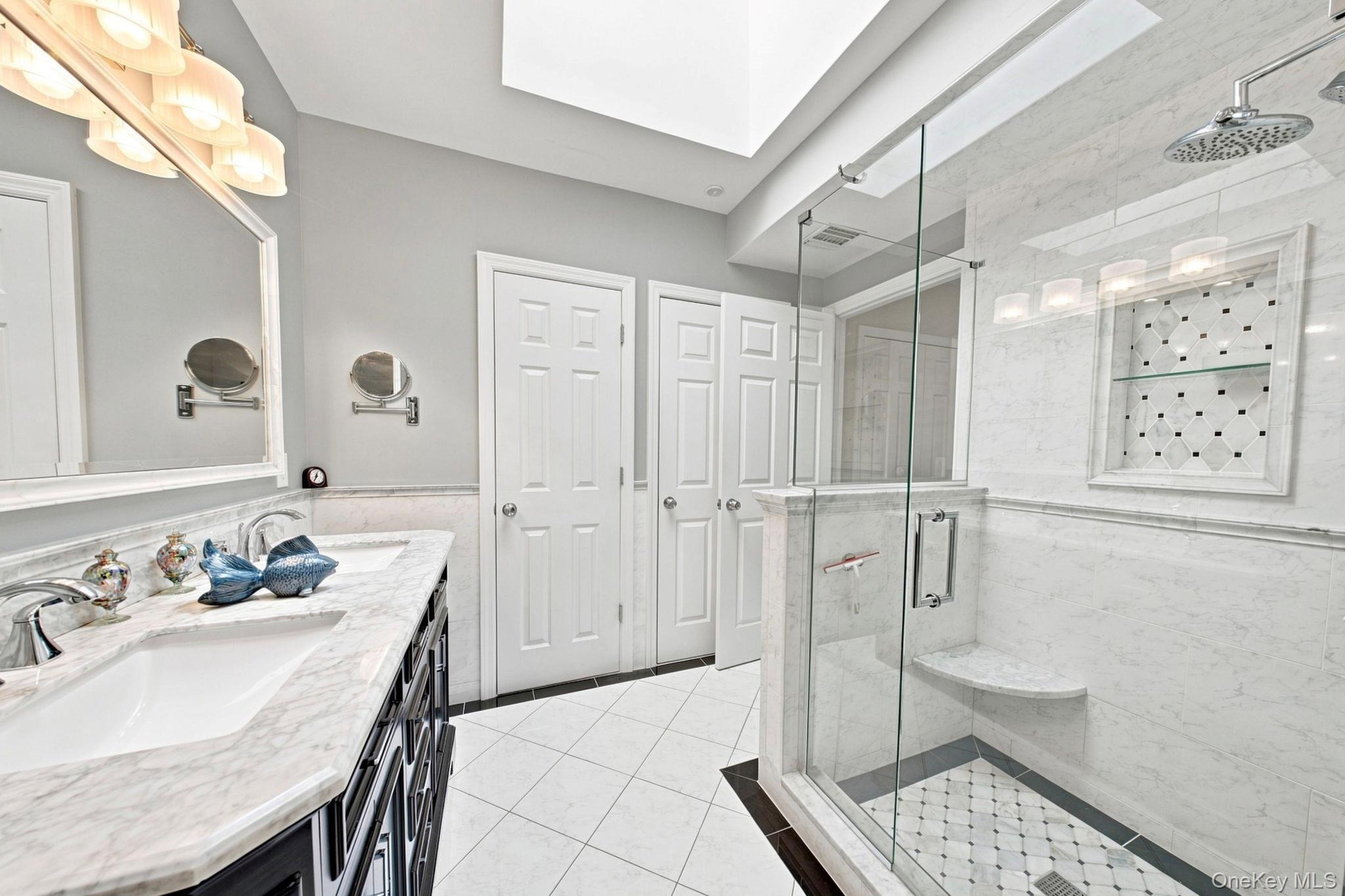606 Fox Hill Drive Property Photo 21