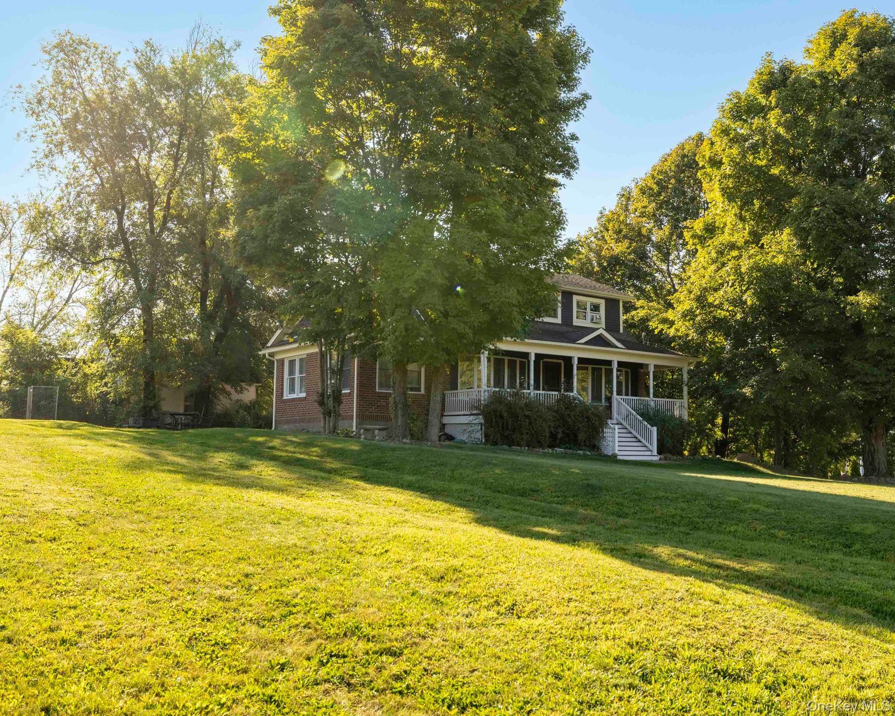 98 North Road Property Photo 4