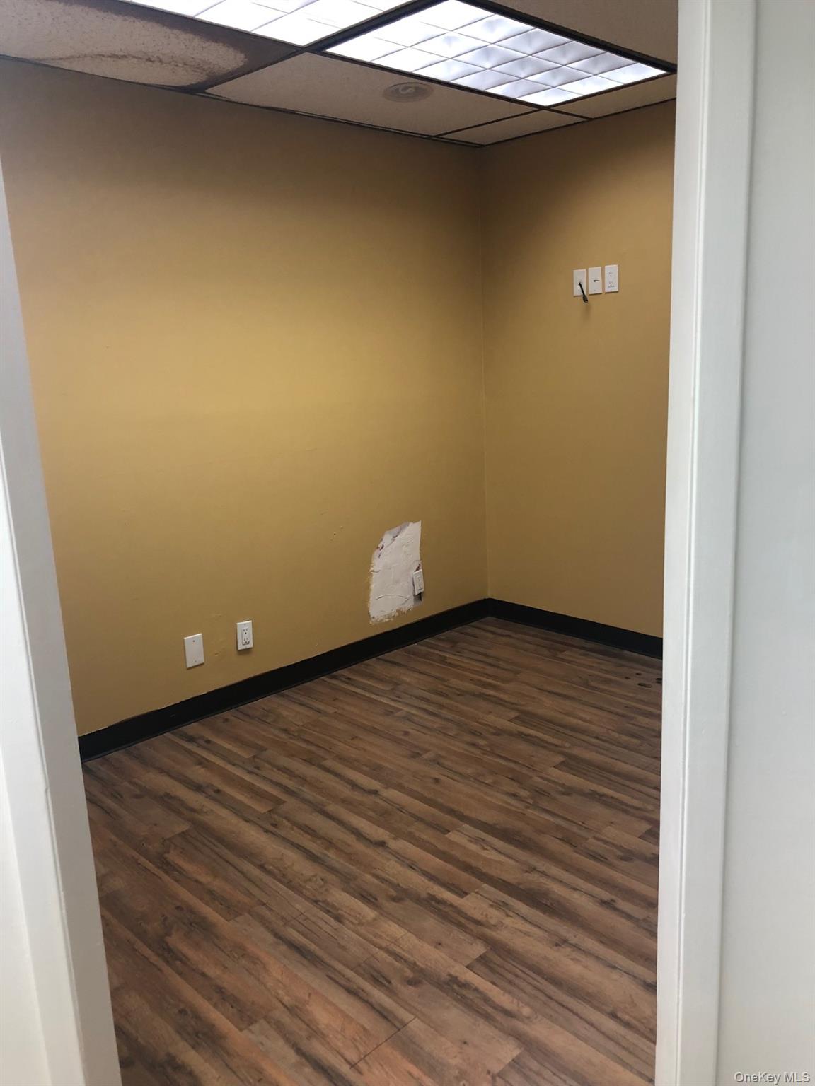 7407 Myrtle Avenue Property Photo 8