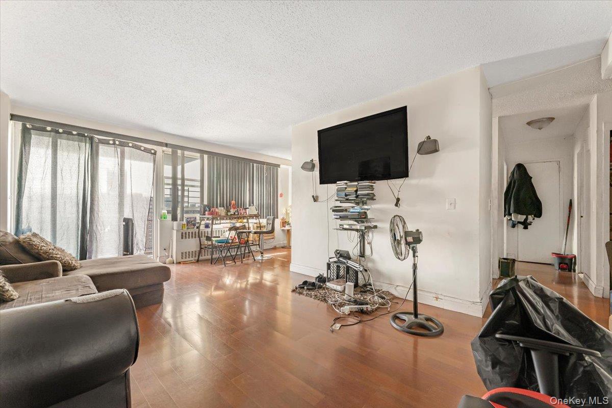 825 Morrison Avenue 16a Property Photo 2