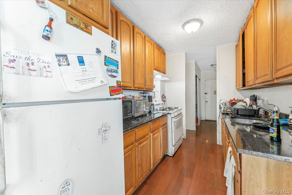 825 Morrison Avenue 16a Property Photo 4