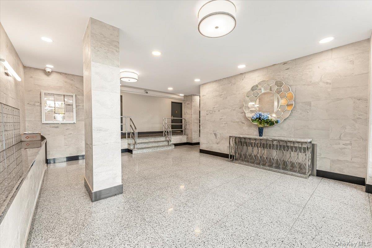 825 Morrison Avenue 16a Property Photo 17