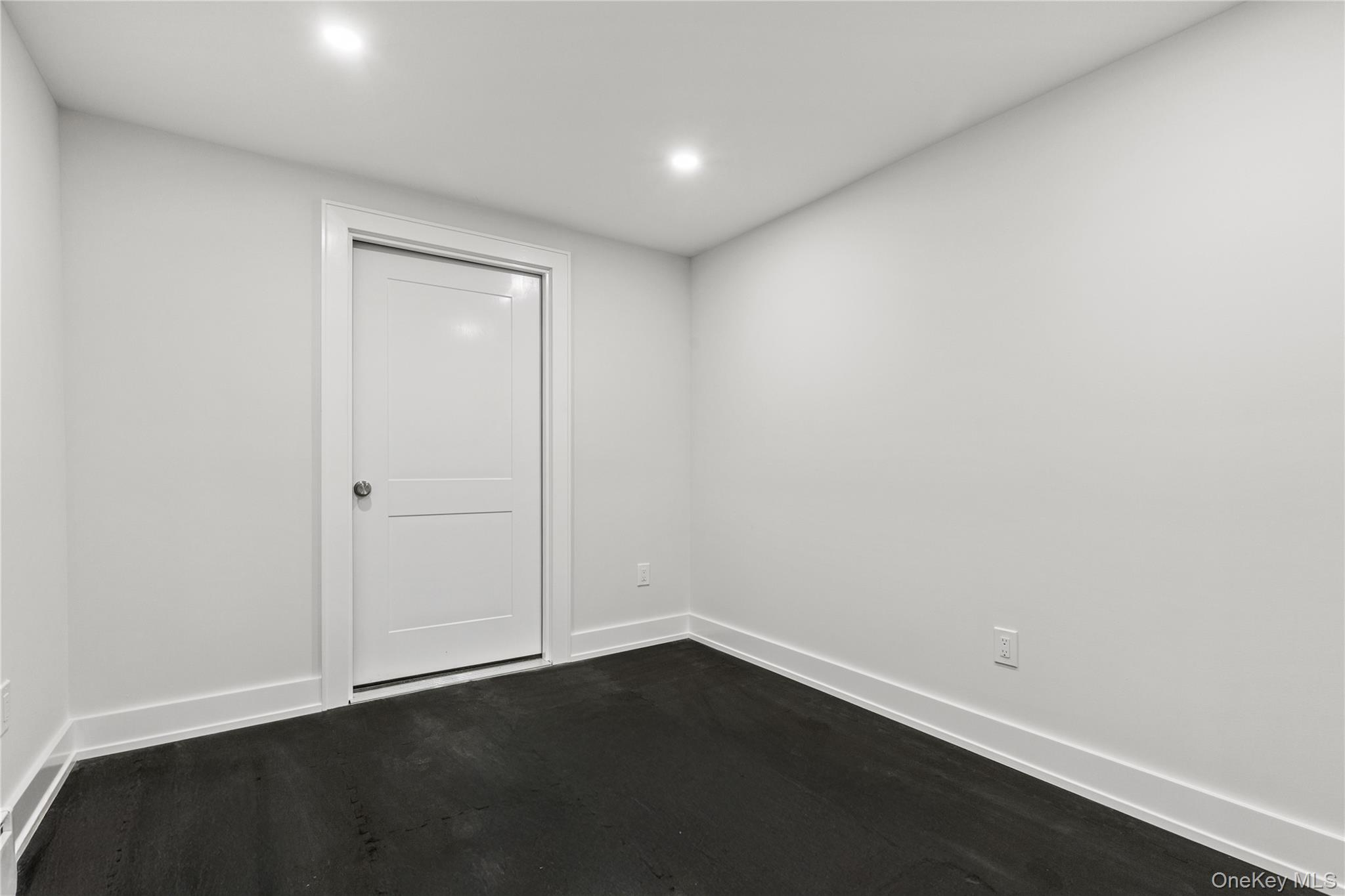 86 B Maple Avenue Property Photo 24