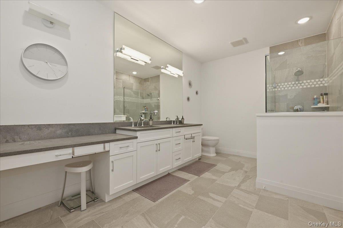 33204 Spruce Pond Circle Property Photo 16